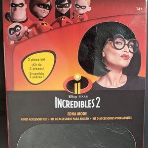 Incredibles Edna Mode Wig & Glasses